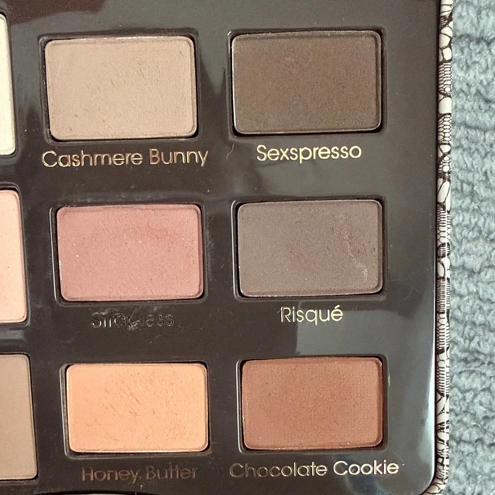 Too Faced Natural Matte Eyeshadow Collection - Picture 5 of 7